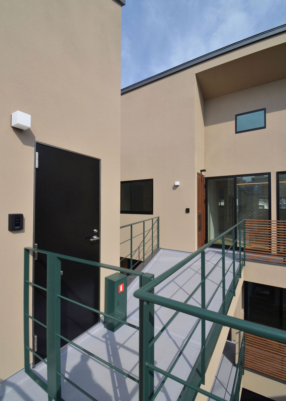 ろじにわの家／十色ハウス