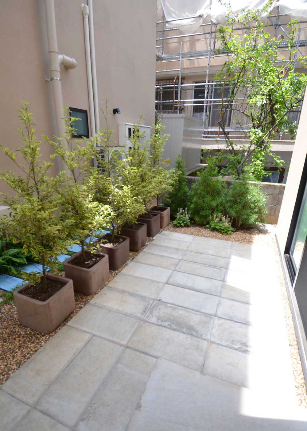 ろじにわの家／十色ハウス